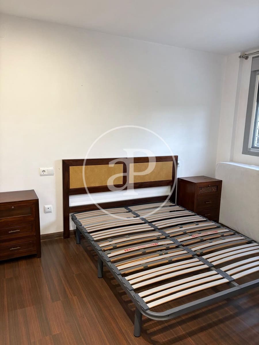 3 camera da letto Villa da affittare in Torrent con piscina - 3.000 € (Rif: 9396092)