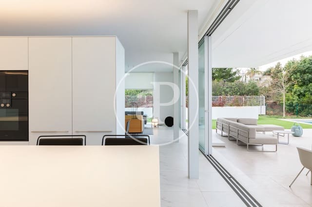 6 bedroom Villa for rent in Bétera with pool - € 15,000 (Ref: 9401169)