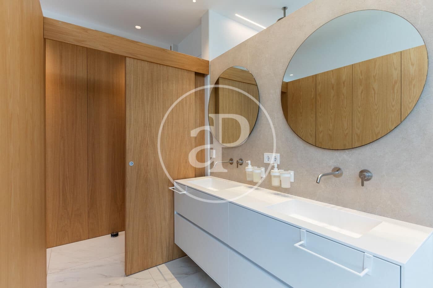 6 soveværelse Villa til leje i Betera med swimmingpool - € 15.000 (Ref: 9401169)