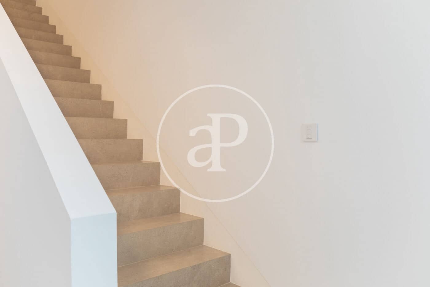 6 soveværelse Villa til leje i Betera med swimmingpool - € 15.000 (Ref: 9401169)