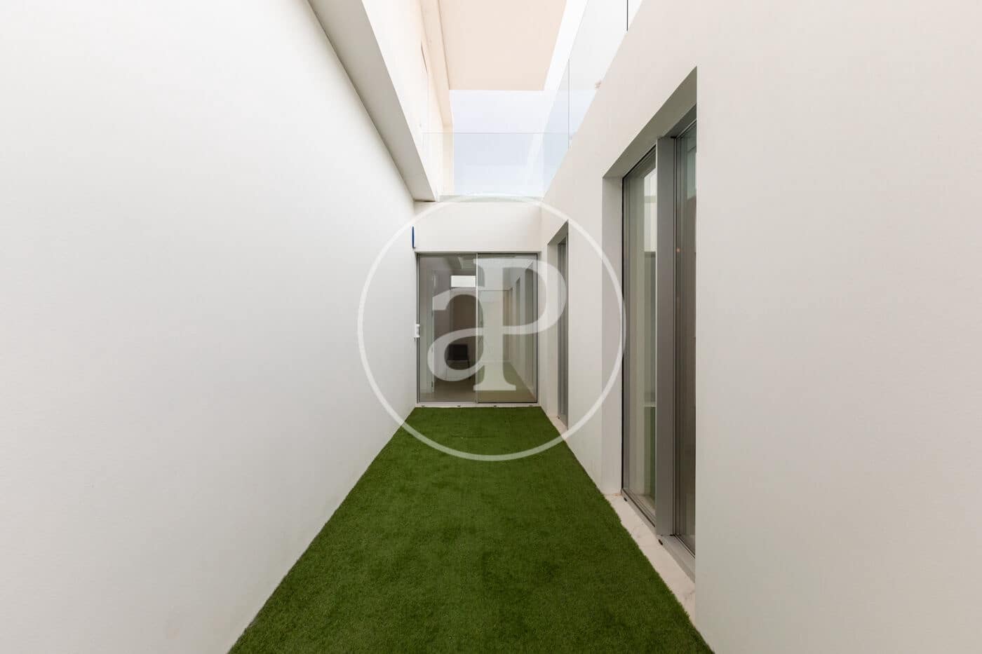 6 soveværelse Villa til leje i Betera med swimmingpool - € 15.000 (Ref: 9401169)