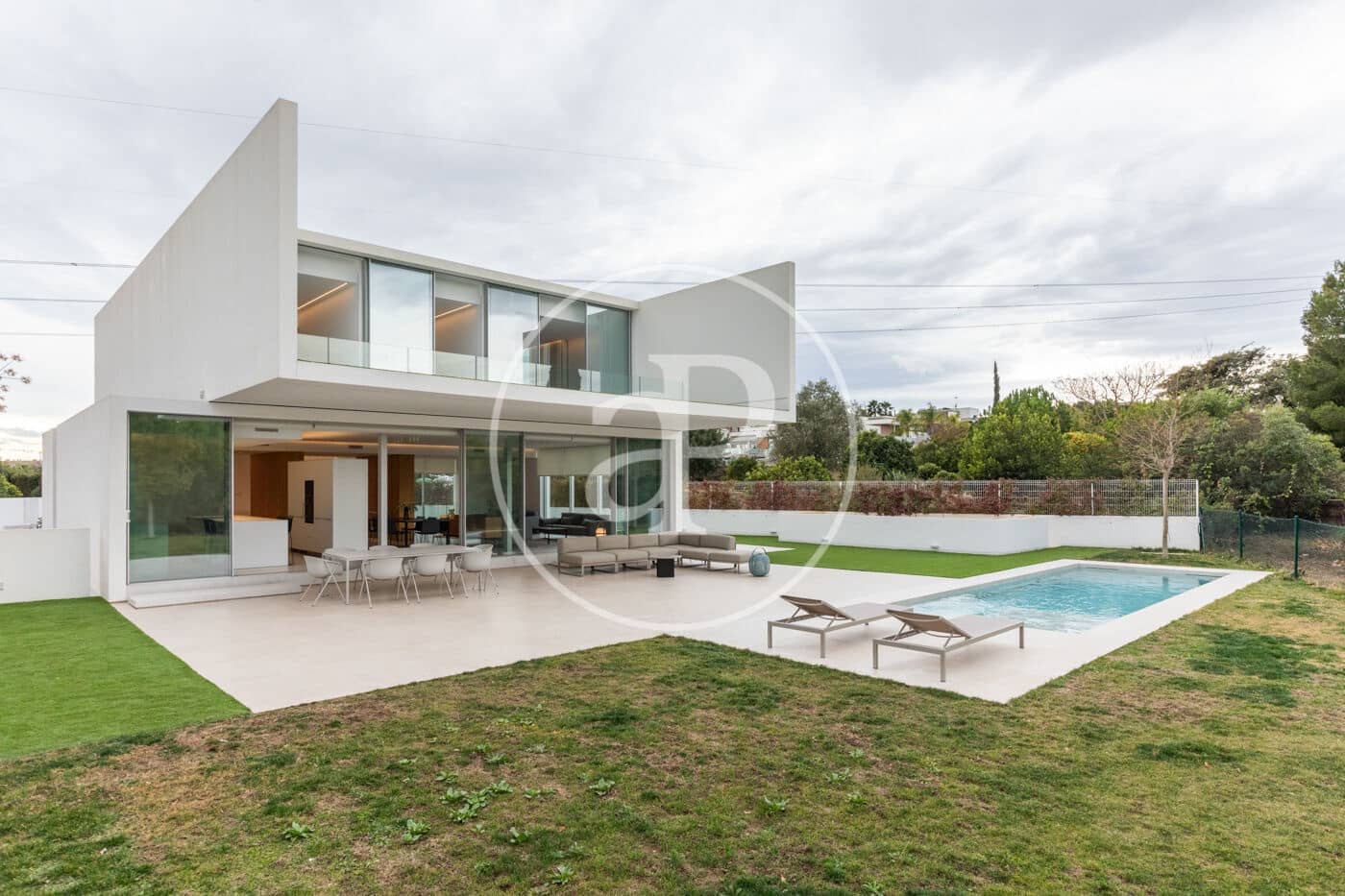 6 soveværelse Villa til leje i Betera med swimmingpool - € 15.000 (Ref: 9401169)