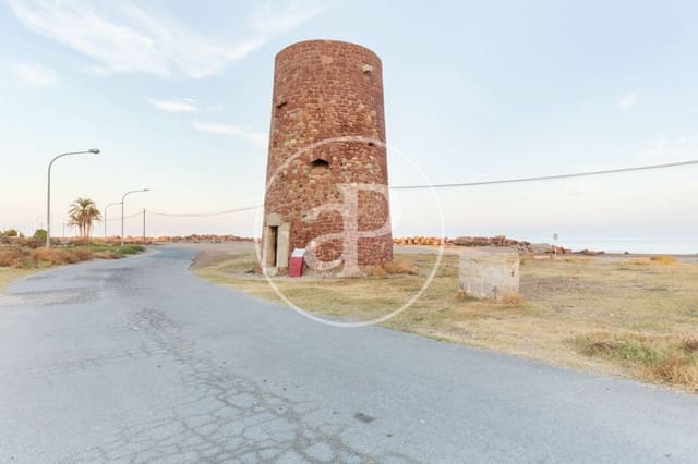 Grunde uden byggetilladelser til salg i Puçol - € 1.300.000 (Ref: 9401170)