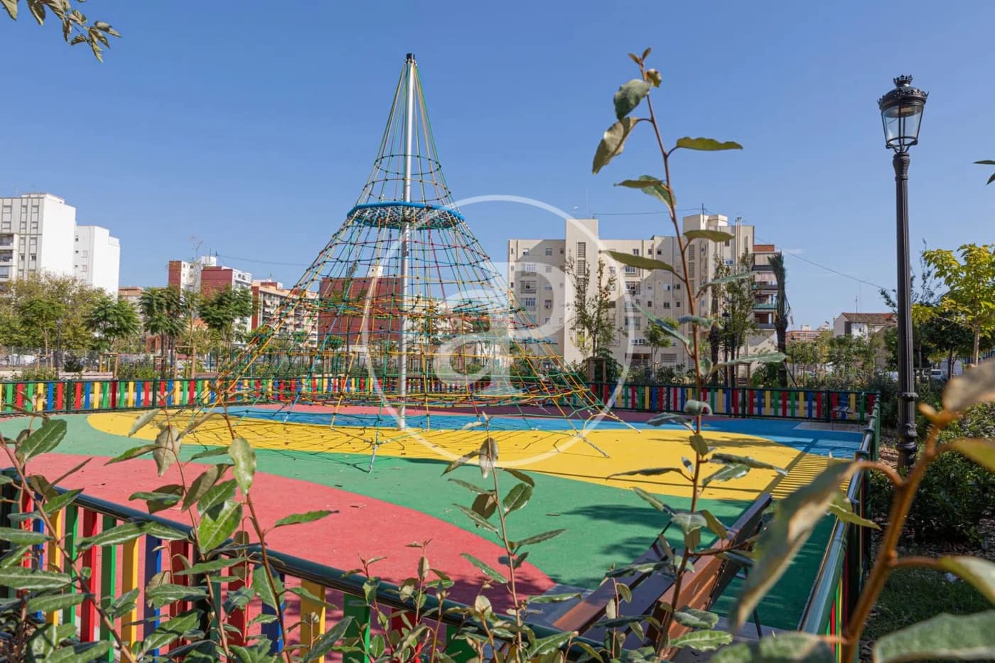 1 bedroom Villa for rent in Valencia city - € 1,100 (Ref: 9401171)