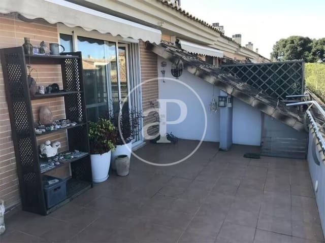 3 bedroom Penthouse for rent in Picanya - € 1,200 (Ref: 9401173)