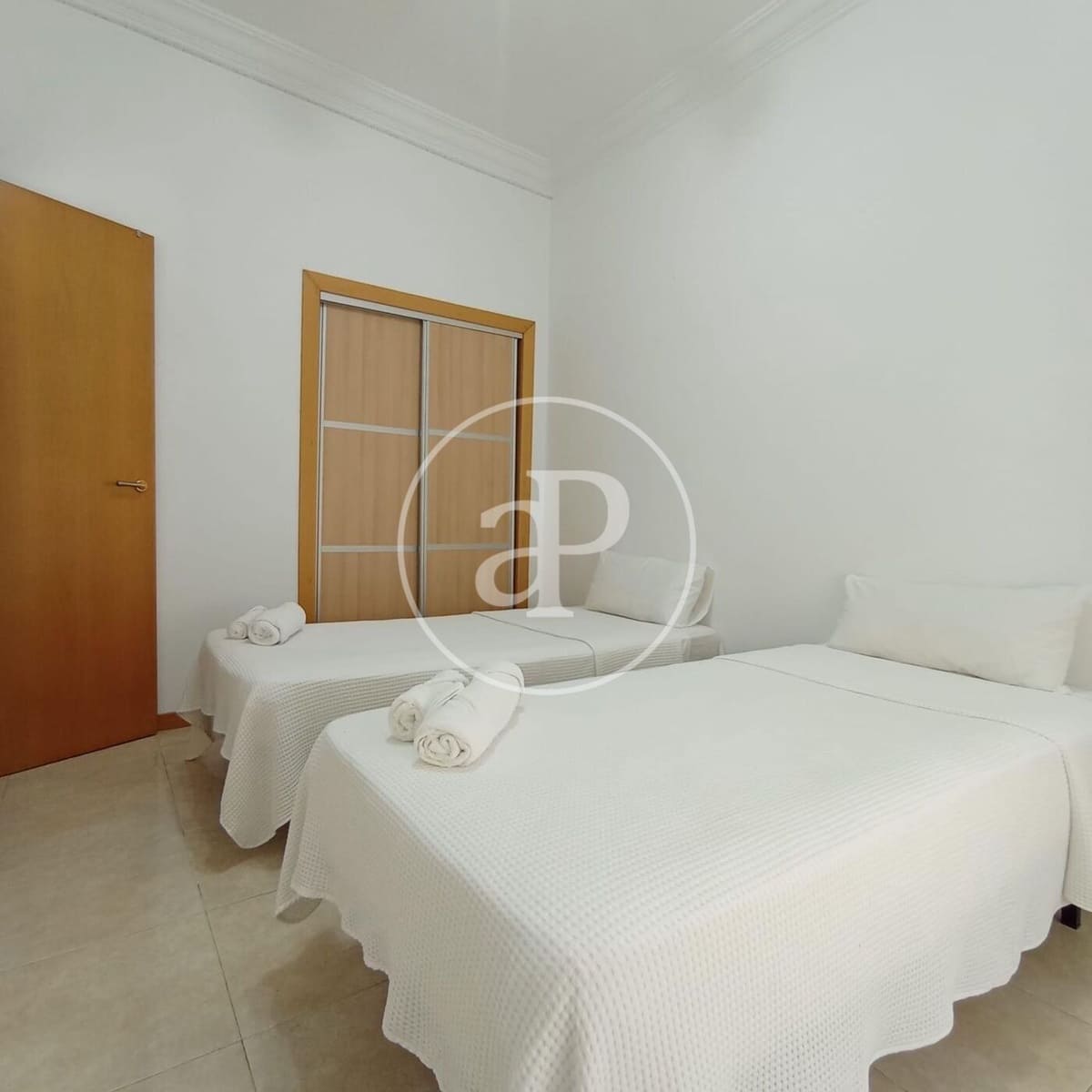 3 soveværelse Lejlighed til leje i Valencia by - € 1.600 (Ref: 9403482)