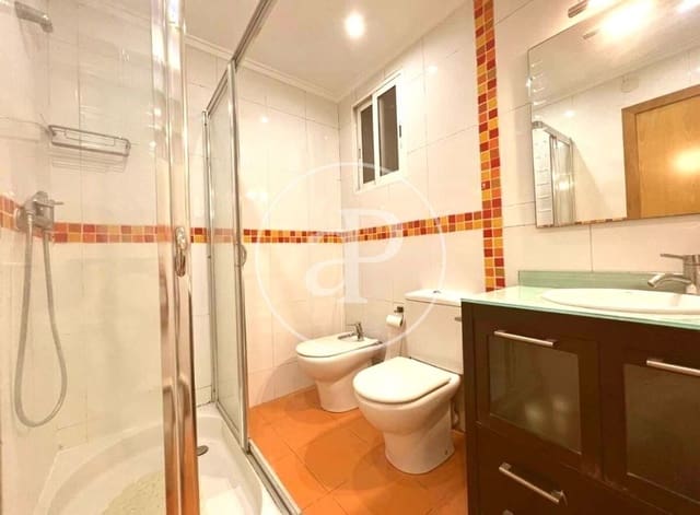 3 makuuhuone Huoneisto vuokrattavana paikassa La Petxina, Valencia kaupunki - 1 600 € (Ref: 9403482)