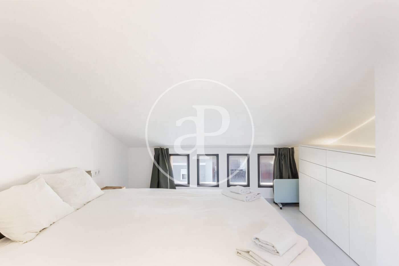 2 sovrum Lägenhet att hyra i Valencia stad - 2 250 € (Ref: 9406706)