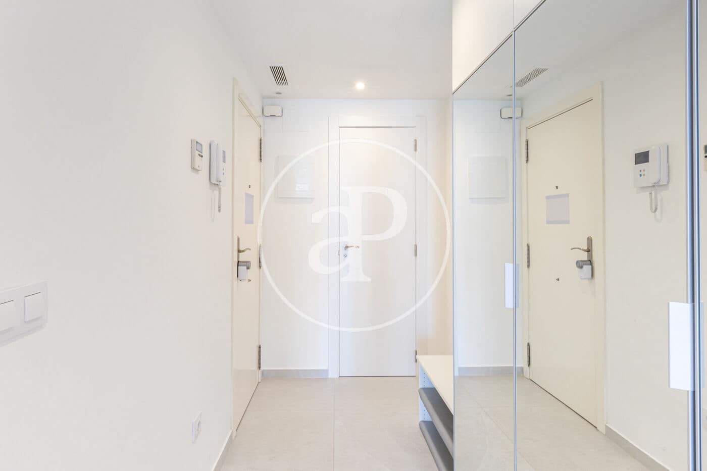 2 sovrum Lägenhet att hyra i Valencia stad - 2 250 € (Ref: 9406706)