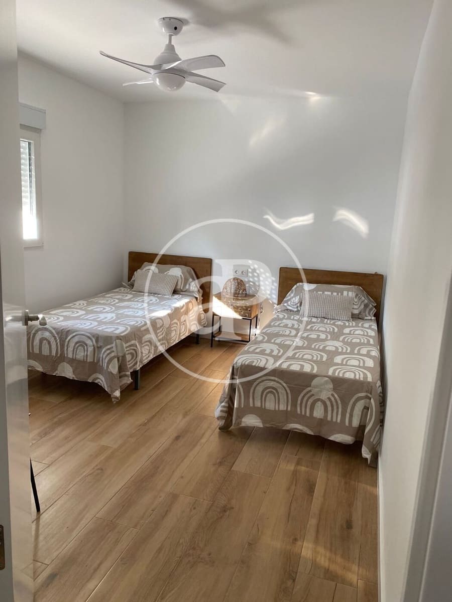 3 soverom Villa til leie i Calicanto med svømmebasseng - € 2 100 (Ref: 9411052)