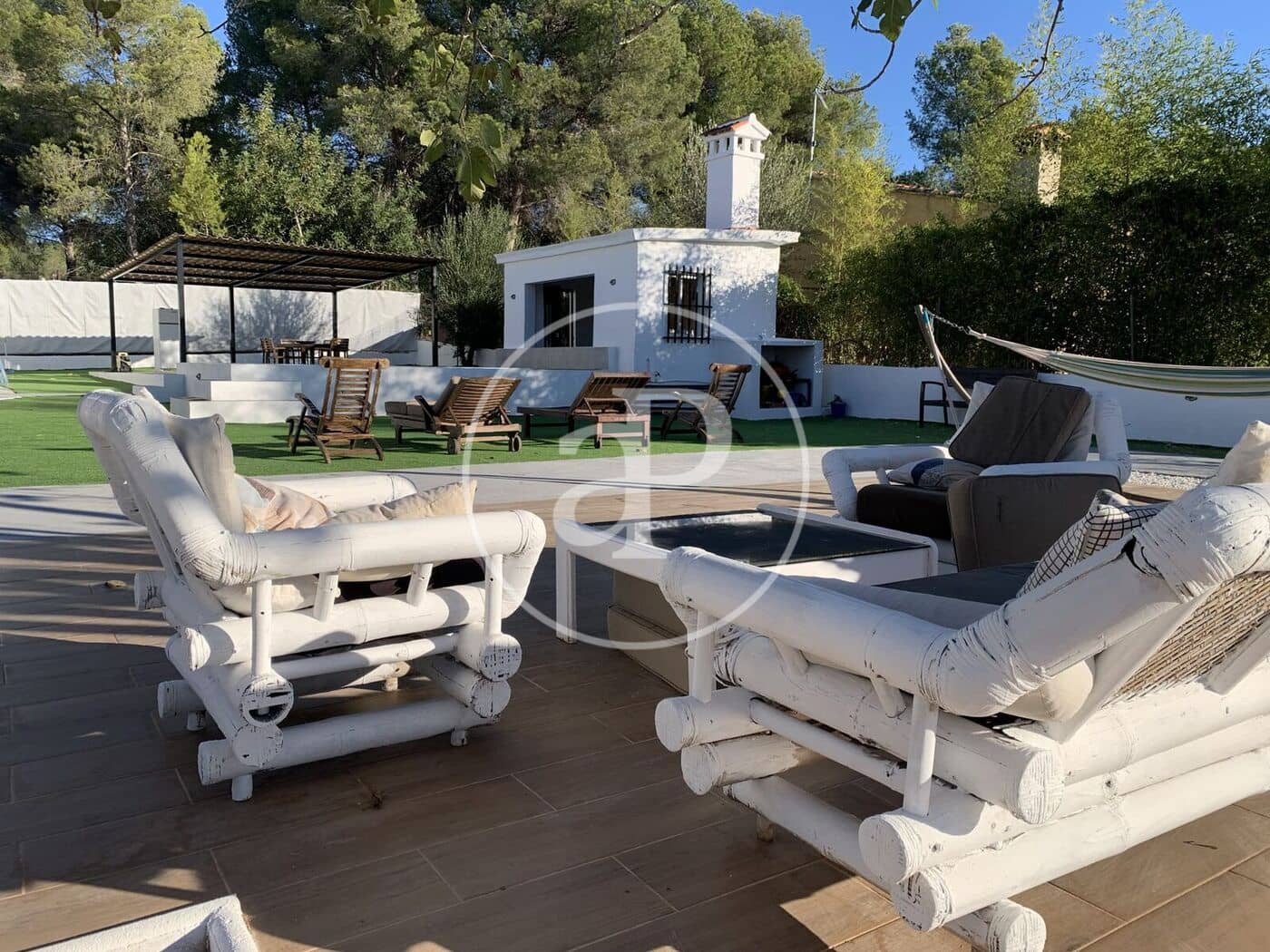 3 soverom Villa til leie i Calicanto med svømmebasseng - € 2 100 (Ref: 9411052)