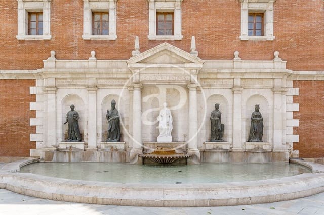 5 bedroom Apartment for sale in Sant Francesc, Valencia city - € 2,000,000 (Ref: 9411054)