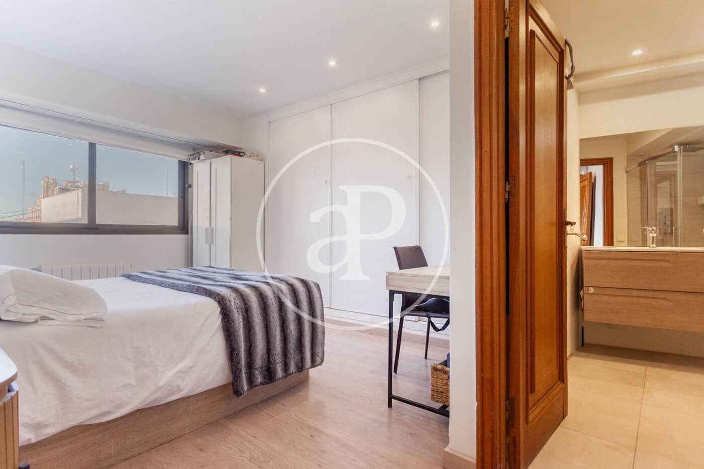 4 chambre Appartement à vendre à Valence ville - 980 000 € (Ref: 9414190)