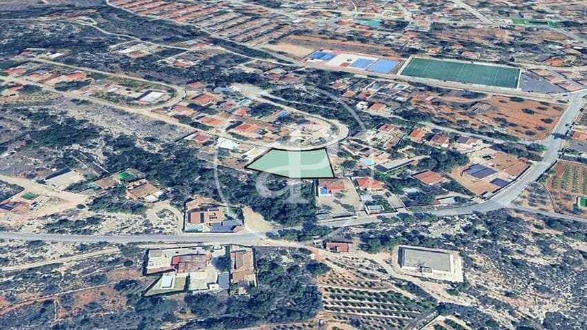 5 slaapkamer Villa te koop in Catadau met zwembad - € 220.000 (Ref: 9414194)