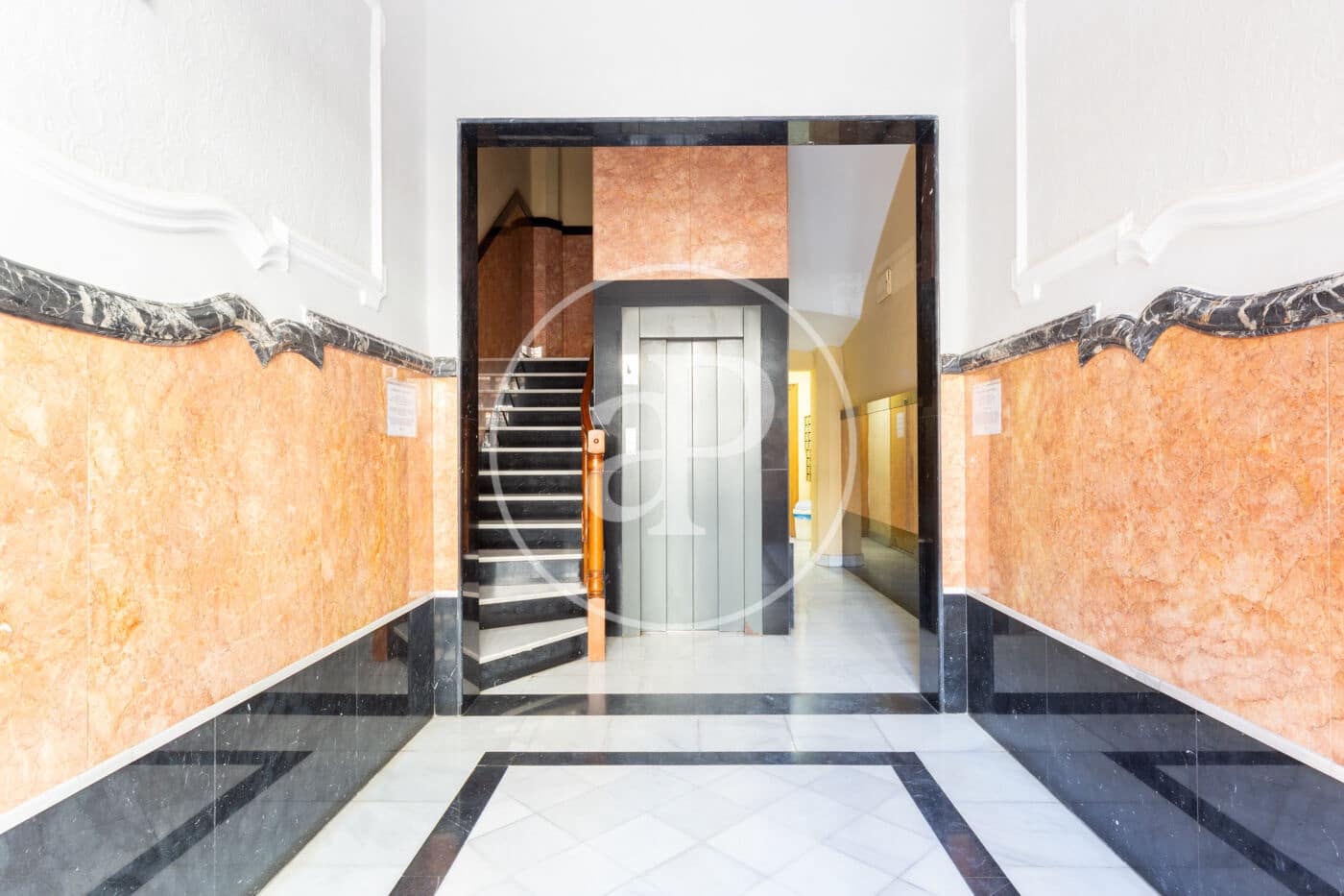 5 chambre Appartement à vendre à Valence ville - 640 000 € (Ref: 9414197)