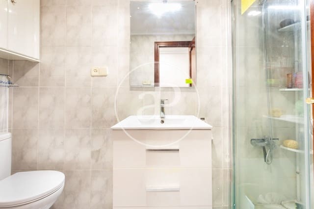 3 bedroom Apartment for rent in La Creu Coberta, Valencia city - € 1,300 (Ref: 9414199)