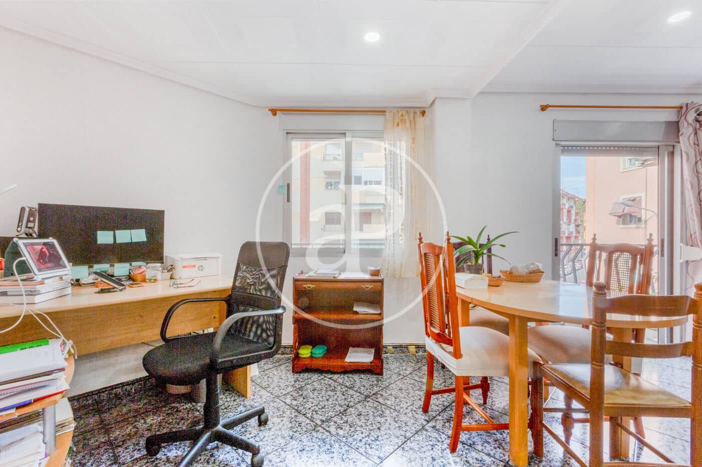 3 Zimmer Apartment zu vermieten in Valencia Stadt - 1.300 € (Ref: 9414199)