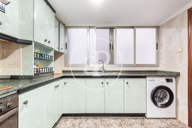 3 makuuhuone Huoneisto vuokrattavana paikassa La Creu Coberta, Valencia kaupunki - 1 300 € (Ref: 9414199)