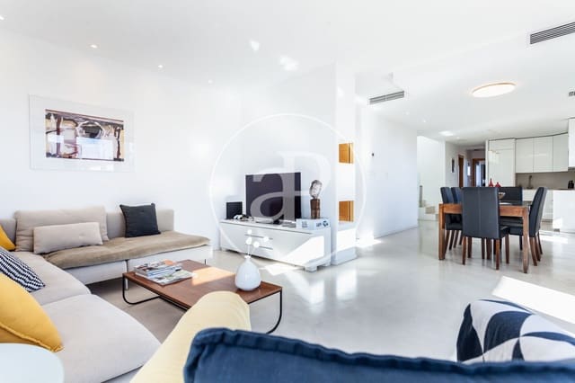 4 chambre Penthouse à vendre à Ciutat de les Arts i de les Ciencies, Valence ville avec piscine - 1 700 000 € (Ref: 9417645)