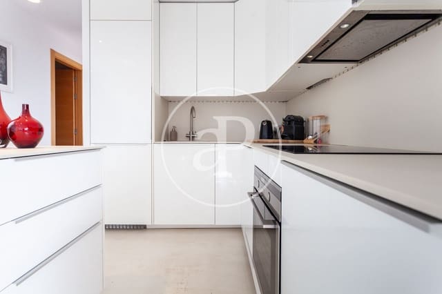 4 chambre Penthouse à vendre à Ciutat de les Arts i de les Ciencies, Valence ville avec piscine - 1 700 000 € (Ref: 9417645)