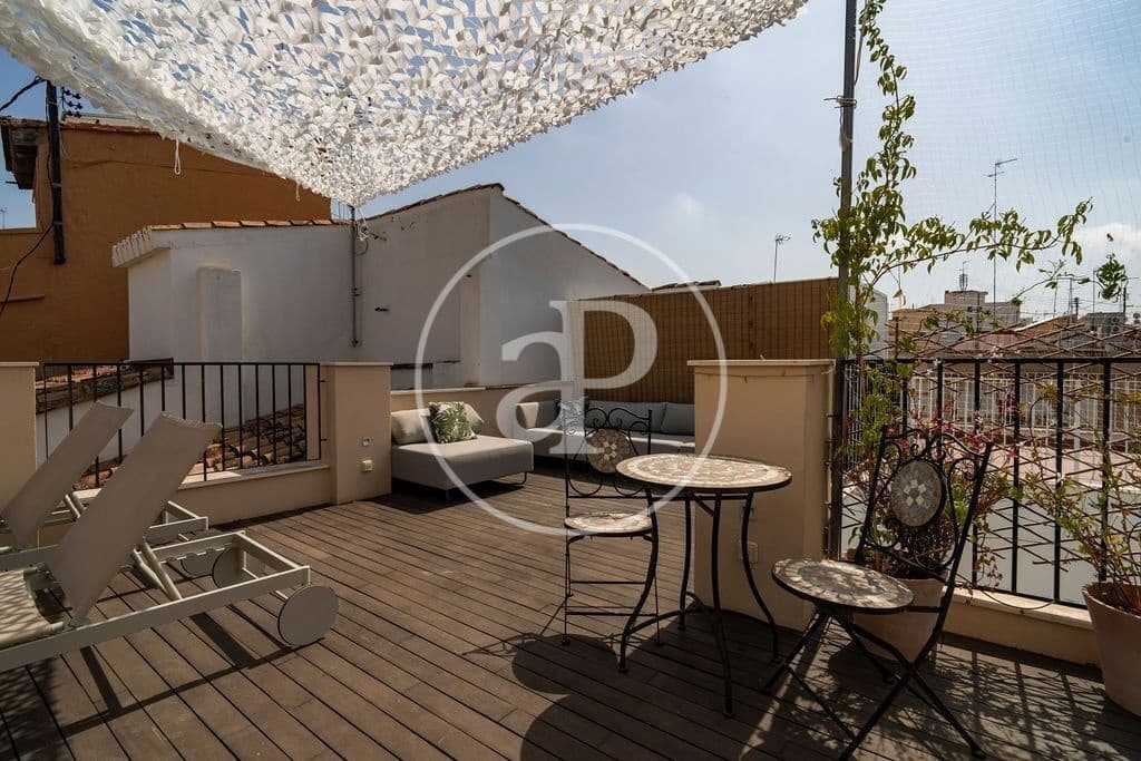 1 bedroom Villa for rent in Valencia city - € 1,600 (Ref: 9417646)