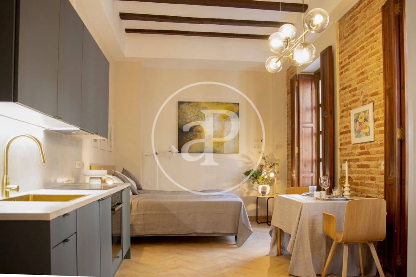 1 bedroom Villa for rent in Valencia city - € 1,600 (Ref: 9417646)