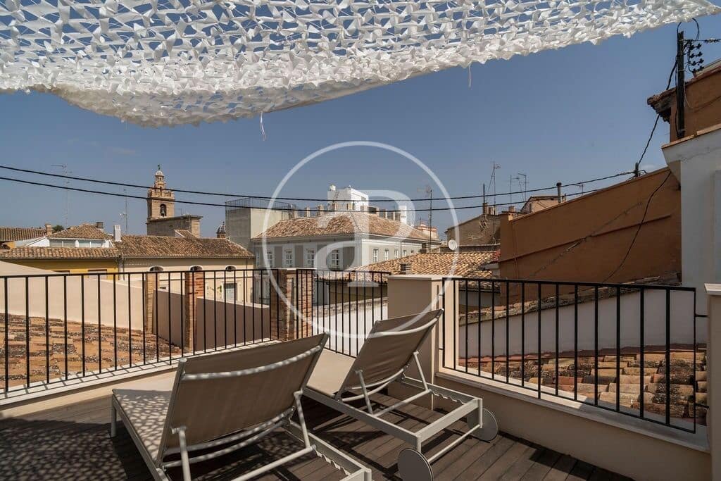 1 bedroom Villa for rent in Valencia city - € 1,600 (Ref: 9417646)