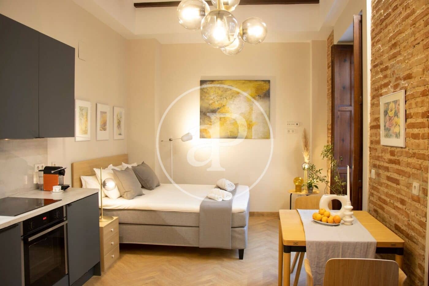 1 bedroom Villa for rent in Valencia city - € 1,600 (Ref: 9417646)