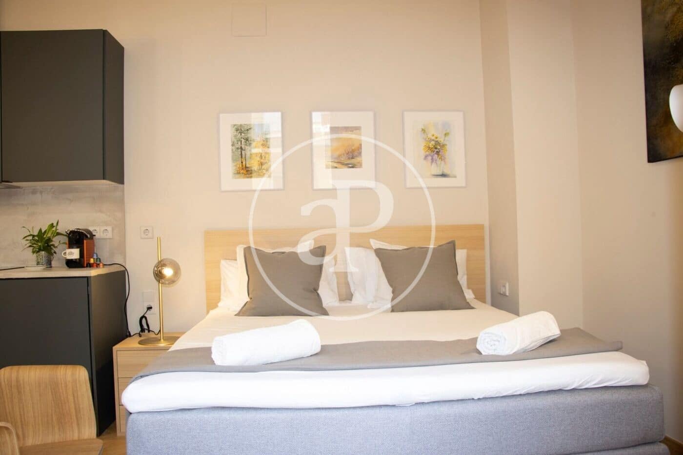 1 bedroom Villa for rent in Valencia city - € 1,600 (Ref: 9417646)