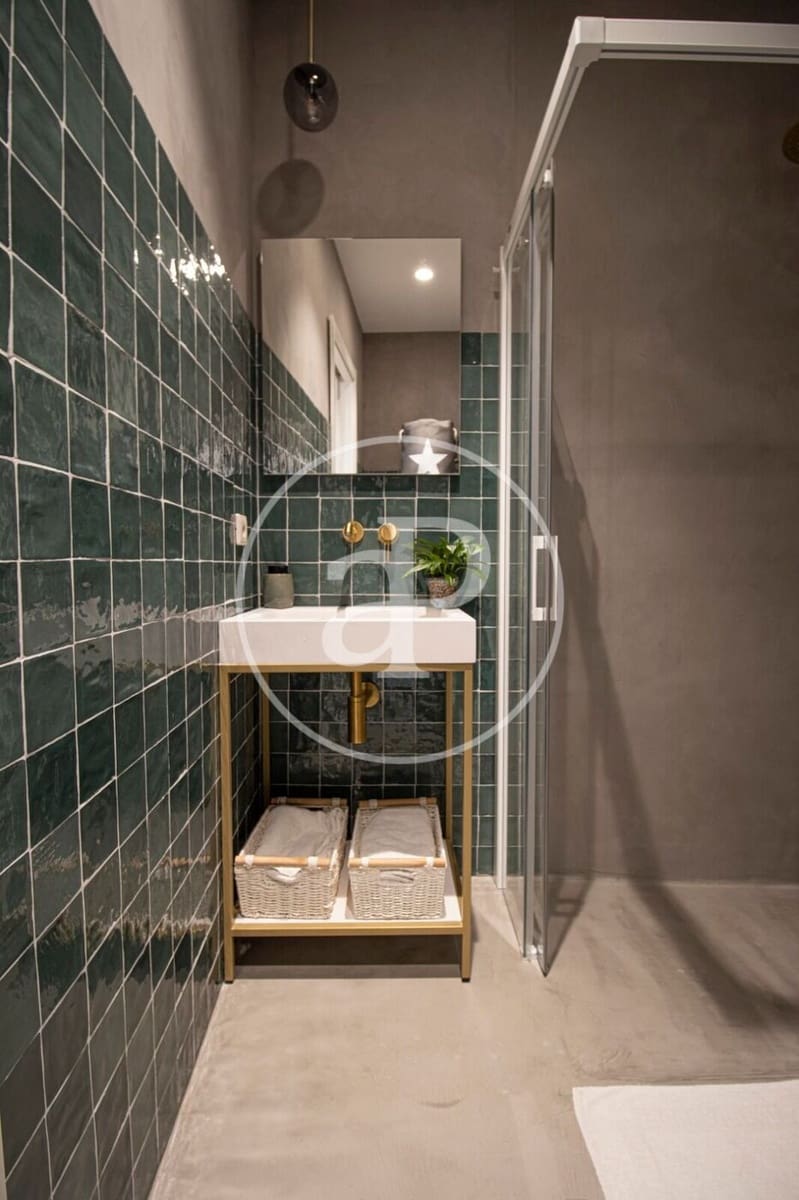 1 bedroom Villa for rent in Valencia city - € 1,600 (Ref: 9417646)