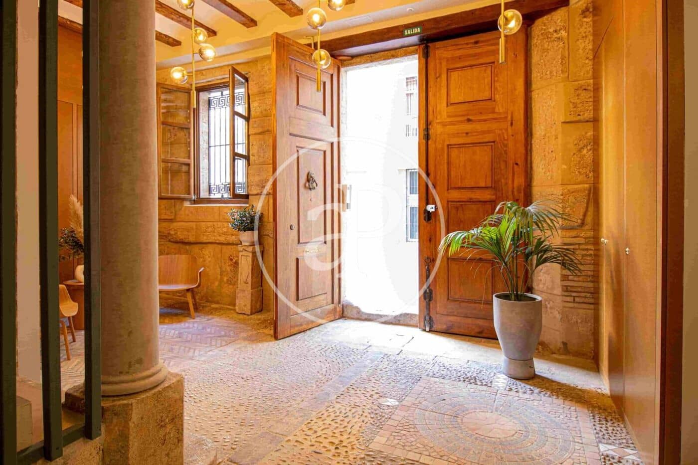 1 bedroom Villa for rent in Valencia city - € 1,600 (Ref: 9417646)