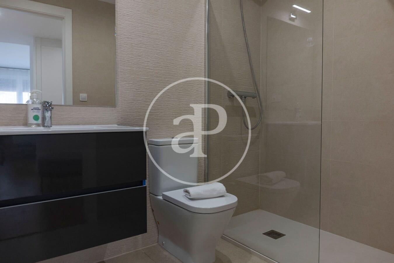 2 camera da letto Appartamento da affittare in Valencia citta - 1.800 € (Rif: 9417647)