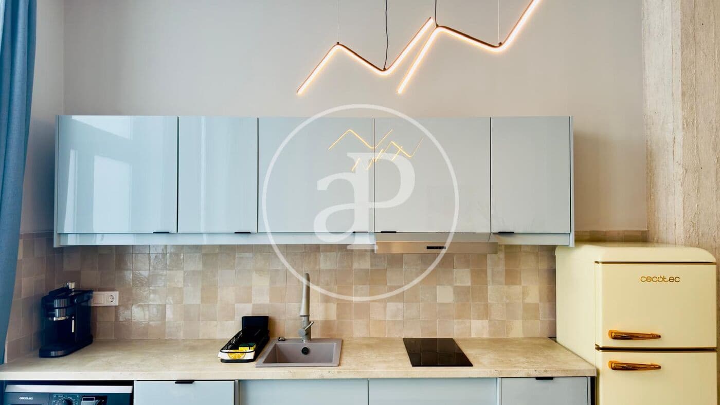 1 soveværelse Lejlighed til leje i Valencia by - € 1.400 (Ref: 9419863)