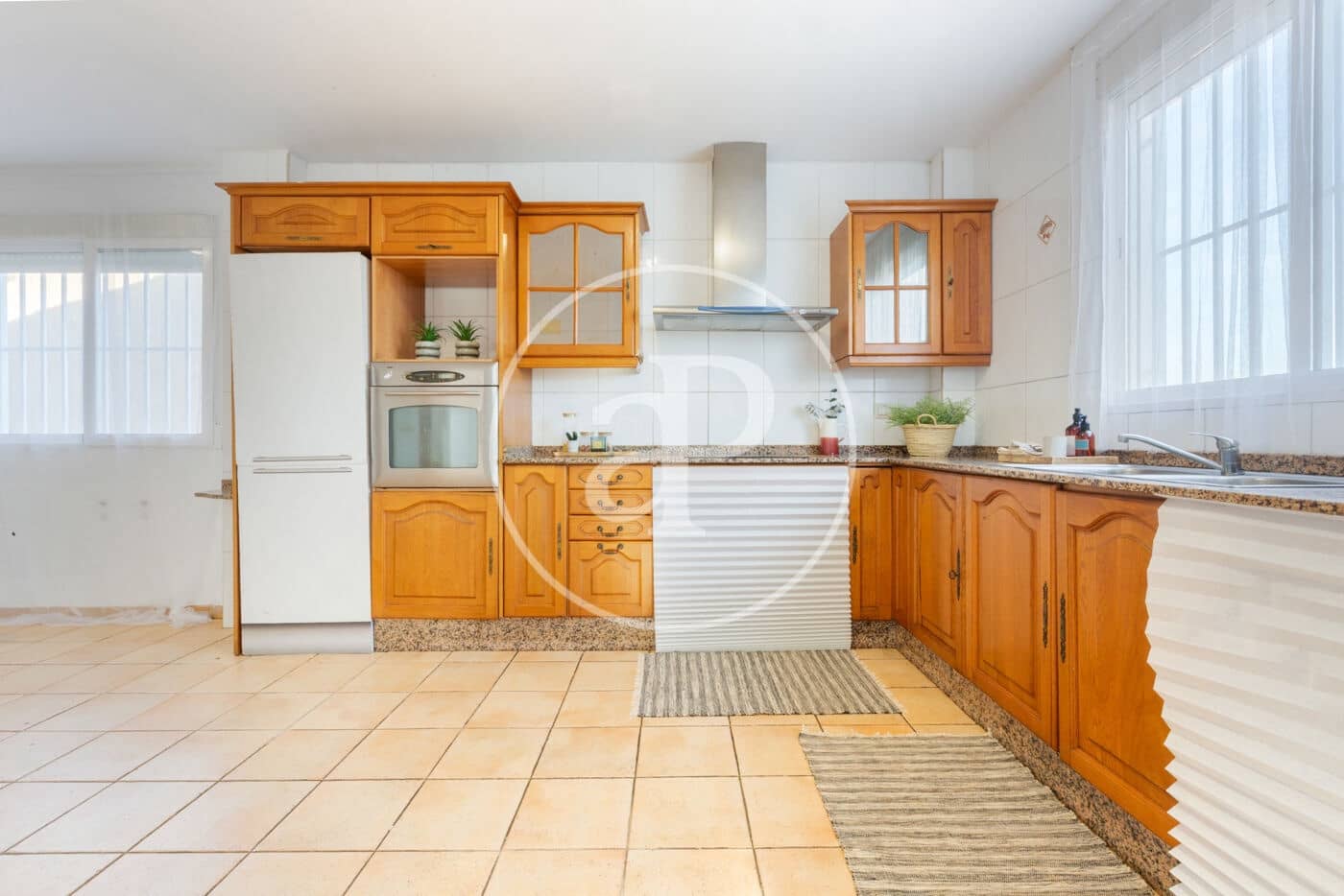 5 soveværelse Villa til salg i Betera med swimmingpool - € 430.000 (Ref: 9419866)