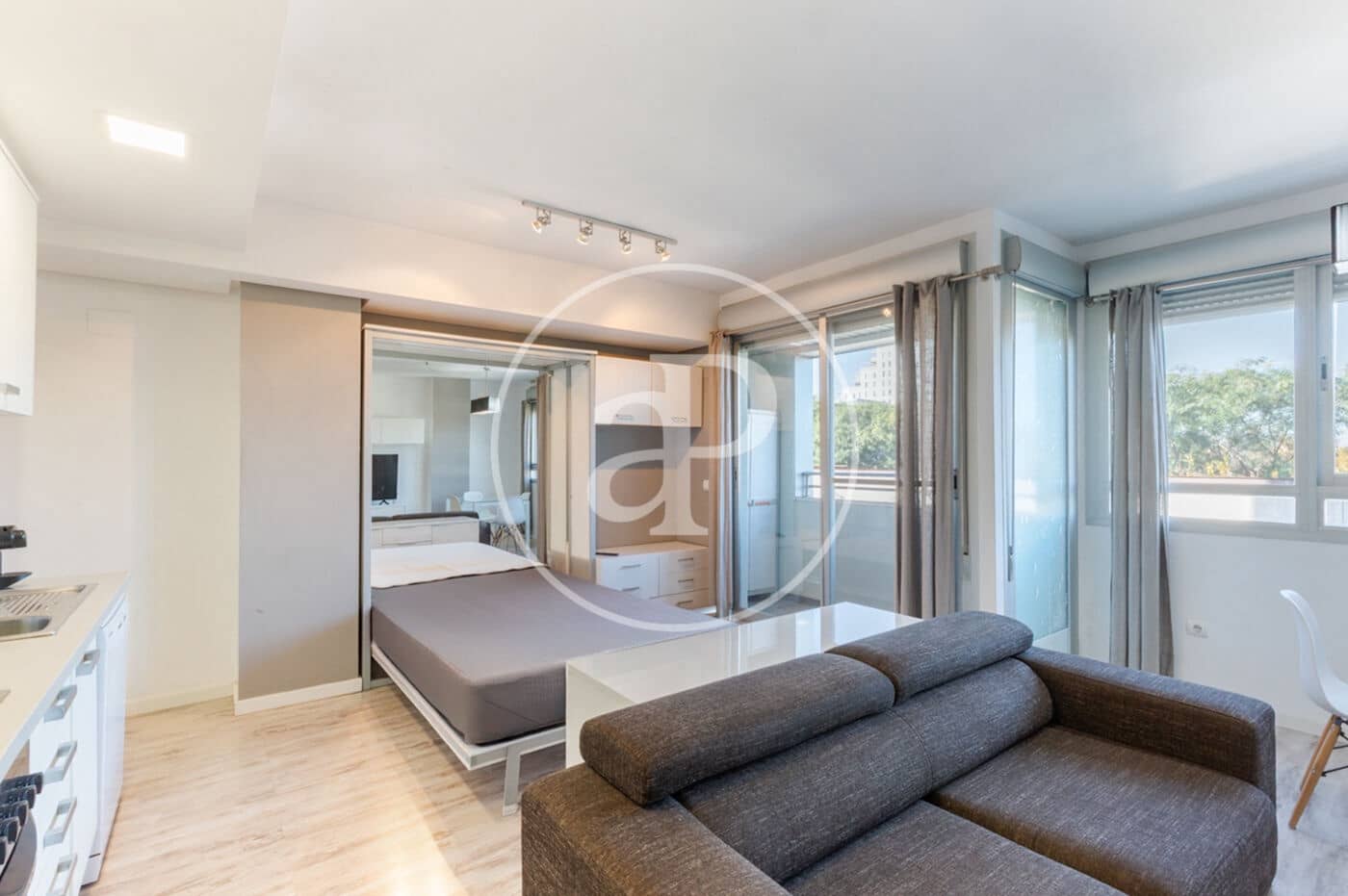 1 soverom Villa til salgs i Valencia by med svømmebasseng - € 270 000 (Ref: 9419867)