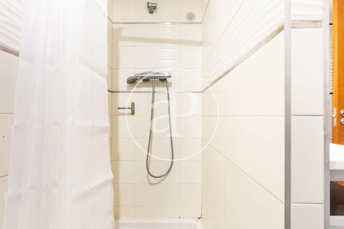 1 soverom Villa til salgs i Valencia by med svømmebasseng - € 270 000 (Ref: 9419867)