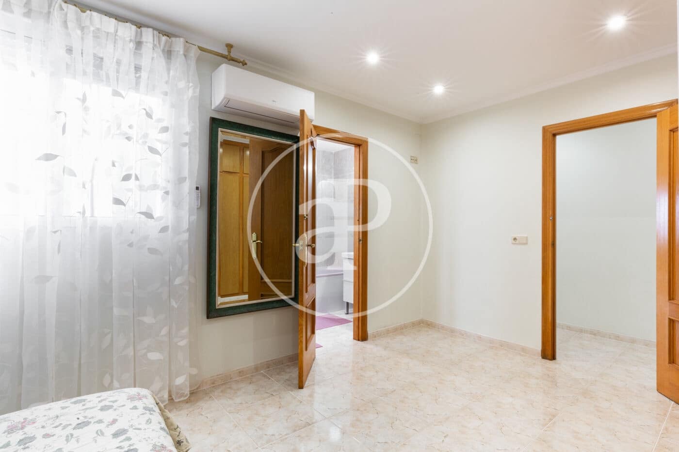 3 sypialnia Apartament do wynajęcia w Miasto Walencja - 1 600 € (Ref: 9419868)