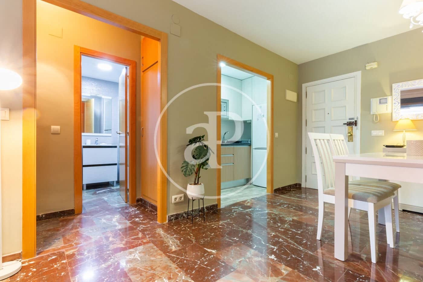 1 makuuhuone Huoneisto vuokrattavana paikassa Valencia kaupunki - 1 400 € (Ref: 9423892)