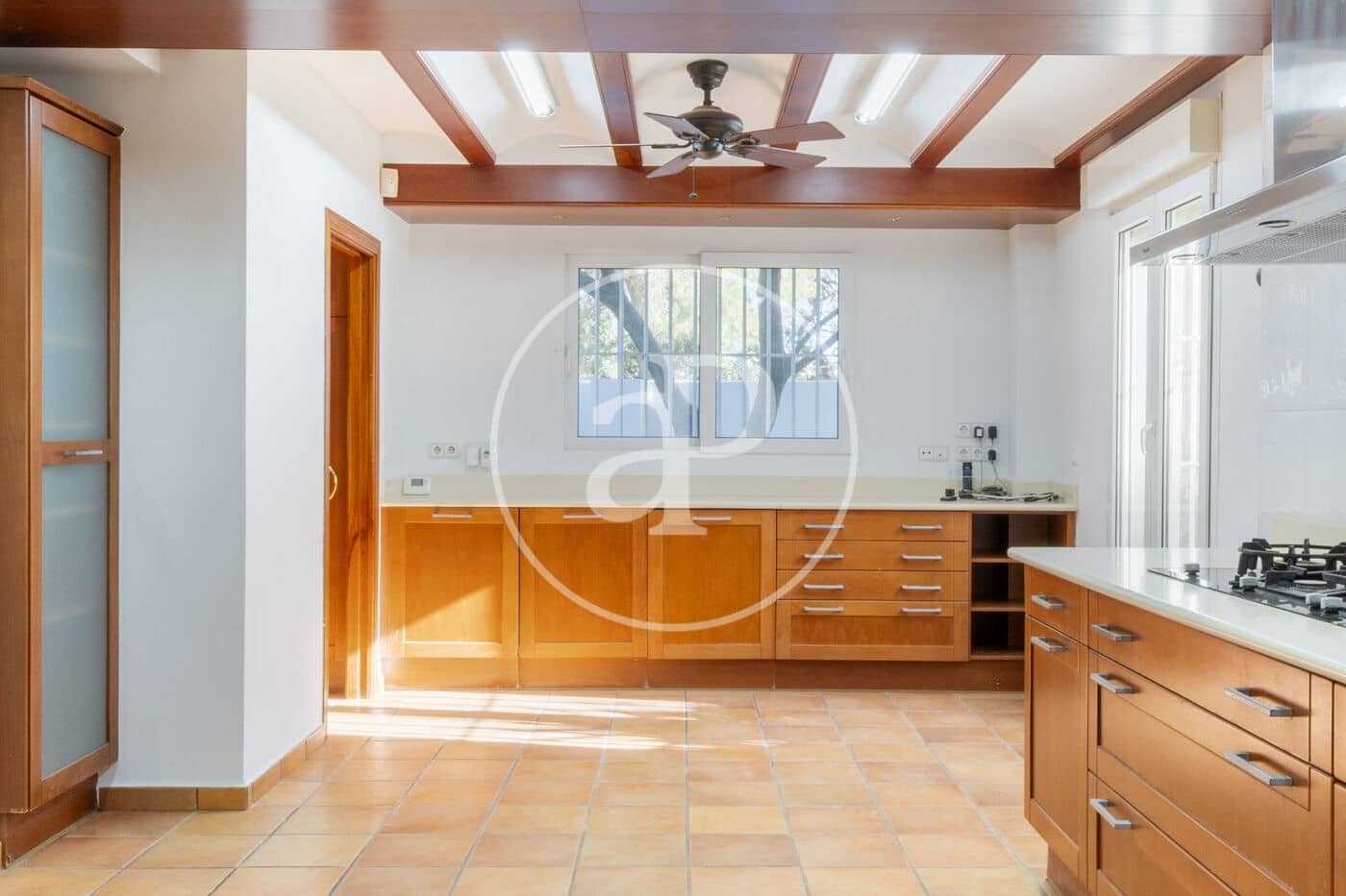 7 quarto Moradia para venda em Betera com piscina - 1 500 000 € (Ref: 9423894)