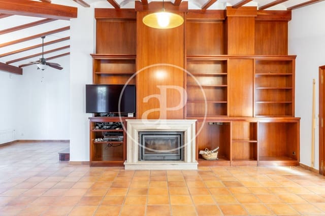 7 quarto Moradia para venda em Bétera com piscina - 1 500 000 € (Ref: 9423894)