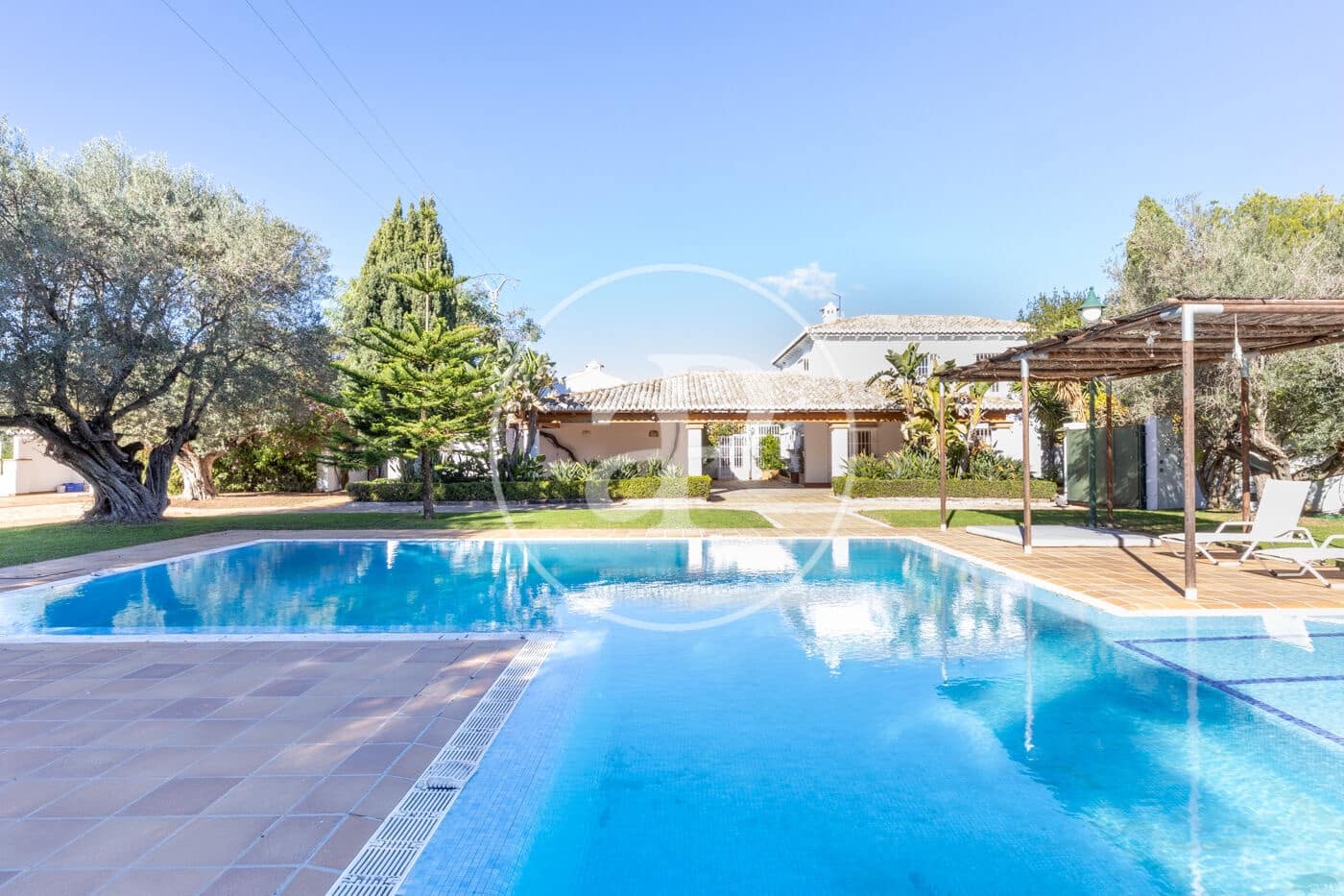 7 quarto Moradia para venda em Betera com piscina - 1 500 000 € (Ref: 9423894)