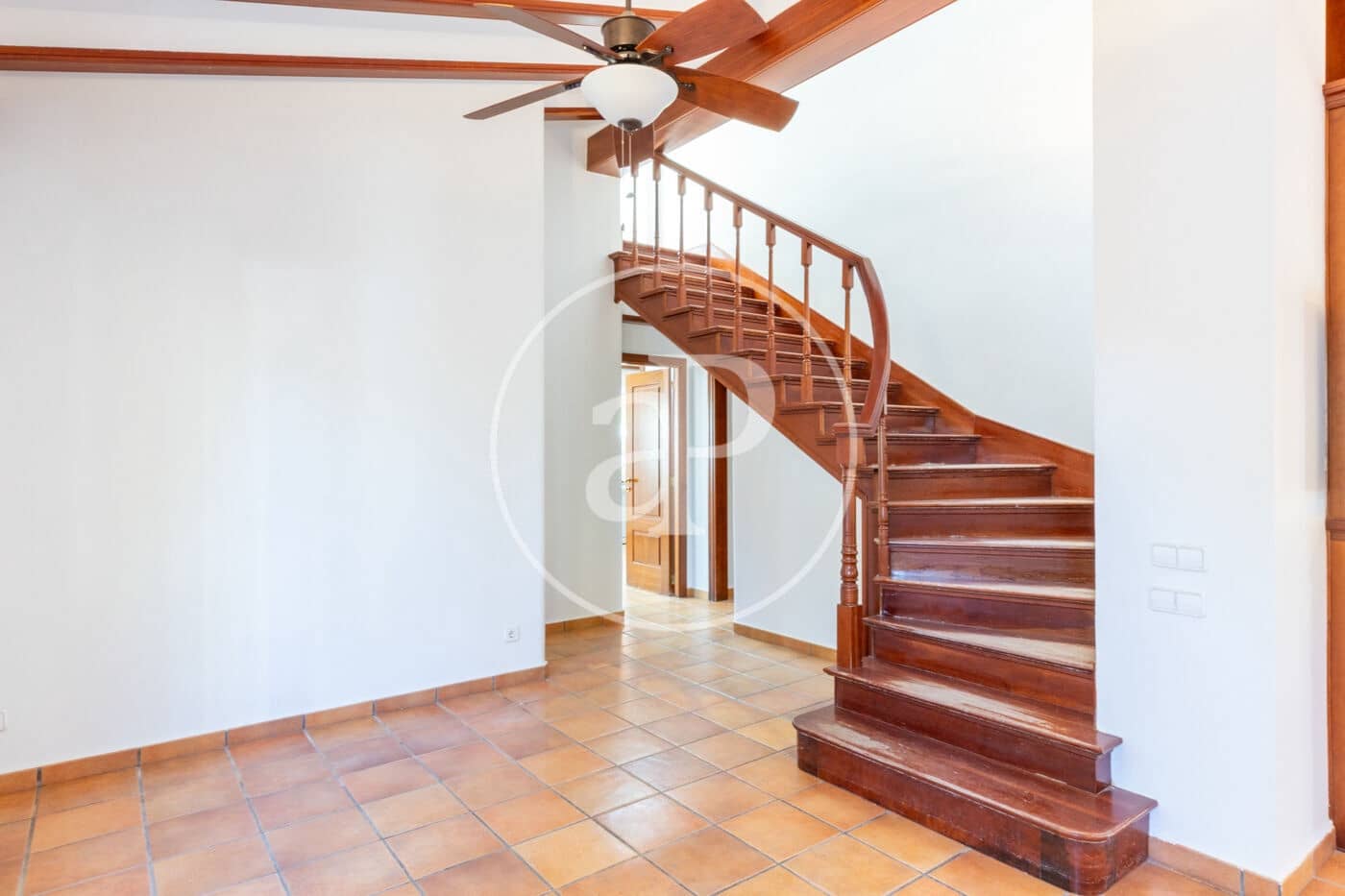 7 quarto Moradia para venda em Betera com piscina - 1 500 000 € (Ref: 9423894)