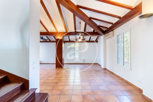 7 quarto Moradia para venda em Bétera com piscina - 1 500 000 € (Ref: 9423894)