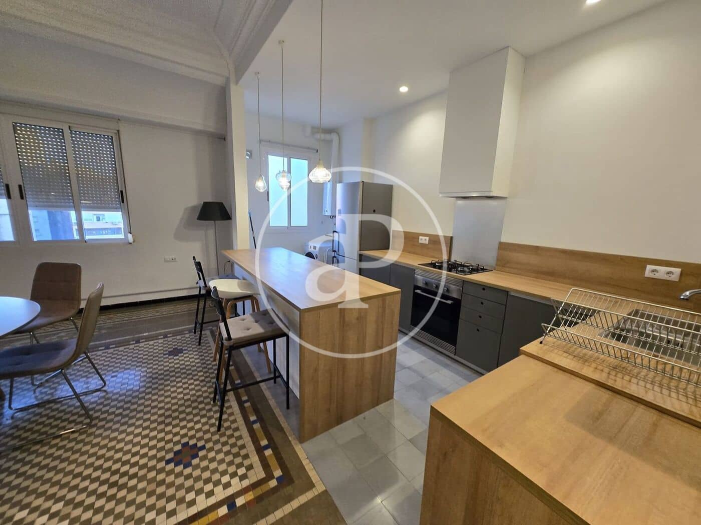 3 slaapkamer Appartement te huur in Valencia stad - € 1.650 (Ref: 9423895)
