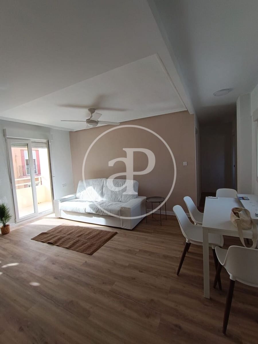 4 camera da letto Appartamento da affittare in Valencia citta - 1.700 € (Rif: 9423896)
