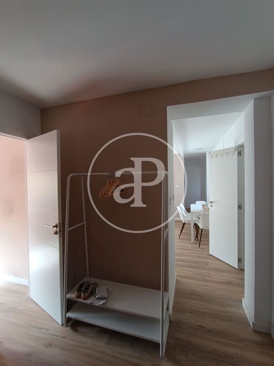 4 camera da letto Appartamento da affittare in Valencia citta - 1.700 € (Rif: 9423896)