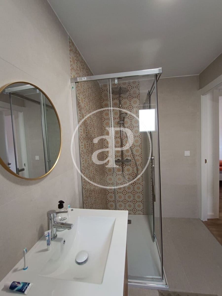 4 camera da letto Appartamento da affittare in Valencia citta - 1.700 € (Rif: 9423896)