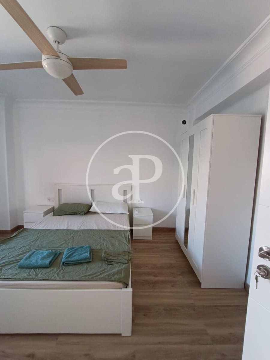 4 camera da letto Appartamento da affittare in Valencia citta - 1.700 € (Rif: 9423897)