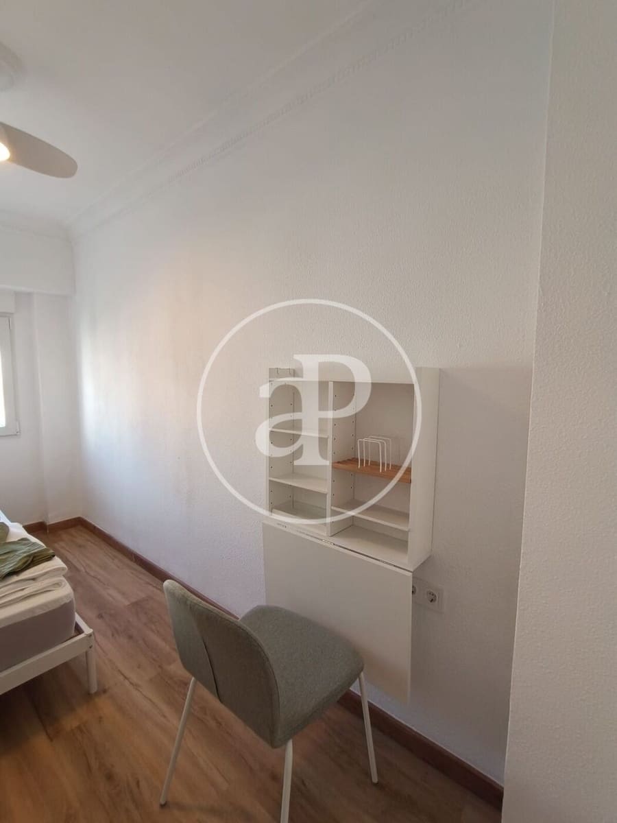 4 camera da letto Appartamento da affittare in Valencia citta - 1.700 € (Rif: 9423897)