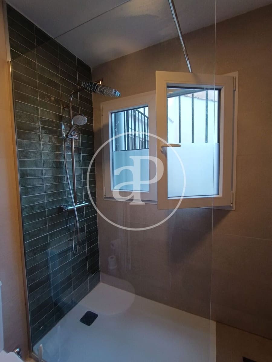 4 camera da letto Appartamento da affittare in Valencia citta - 1.700 € (Rif: 9423897)